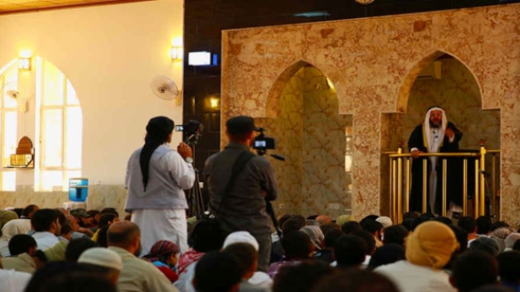 خطيب "داعش" غربي الموصل: امريكا قصفت 6 مقرات لقتل البغدادي واعدمنا متخاذلين