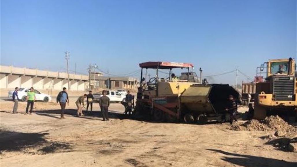 الأنبار تباشر بإصلاح طريق رمادي - خالدية