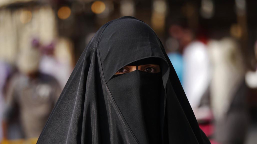 أوروبا تمنع الحجاب في أماكن العمل... والسّبب؟
