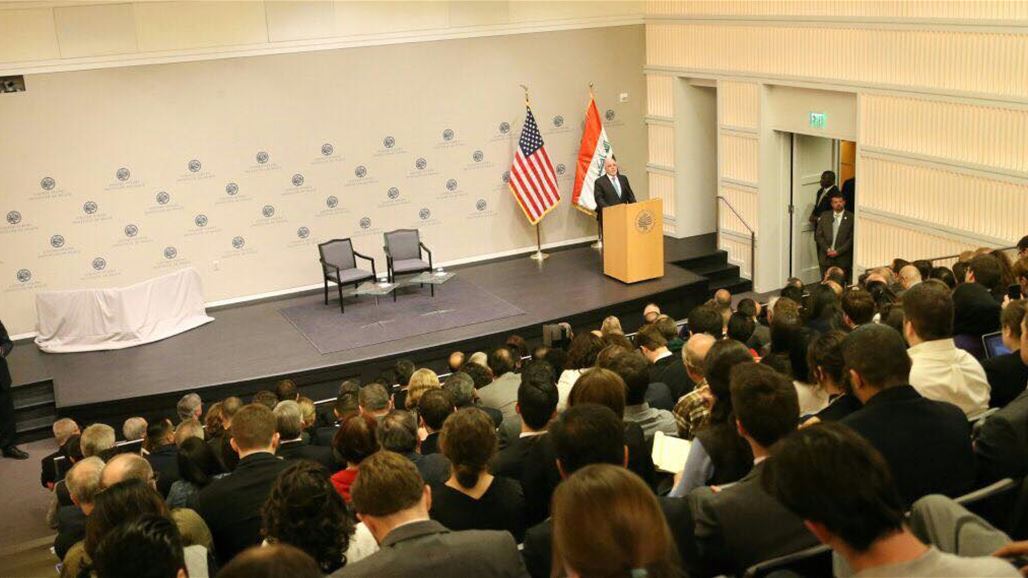 العبادي من واشنطن: داعش لا يزال يتلقى حتى الان تمويلا رغم تقلصه