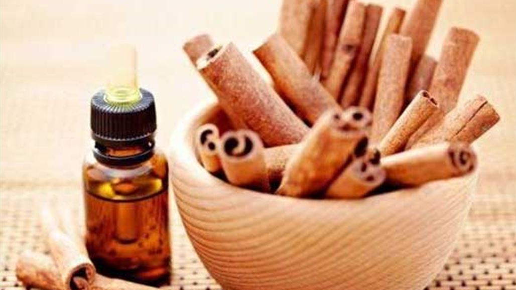 لن تصدقوا..فوائد صحية وجمالية لزيت القرفة