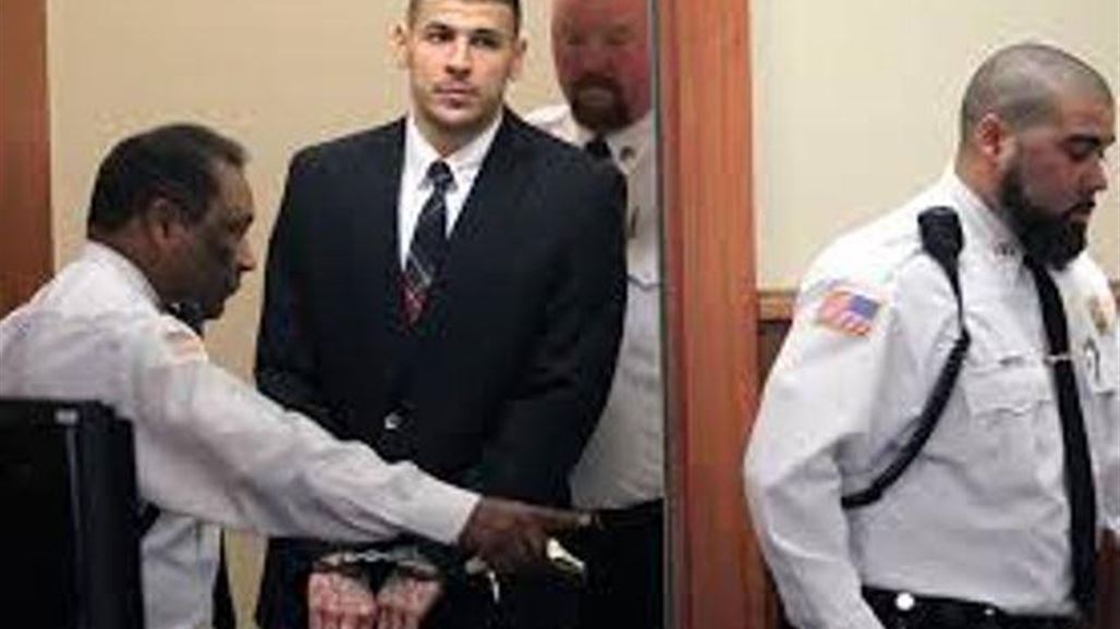 انتحار لاعب دولي أميركي سابق في السجن