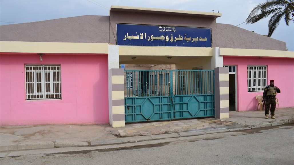 المباشرة بنصب جسر حديدي على وادي المحمدي غرب الرمادي