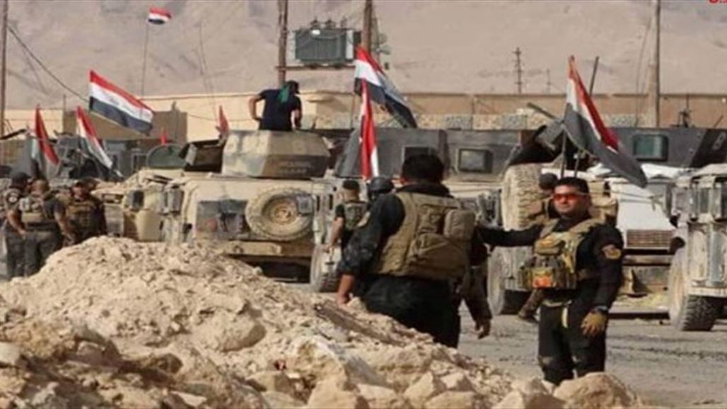 بالصور .. الايزيديتان المحررتان مع القوات الامنية