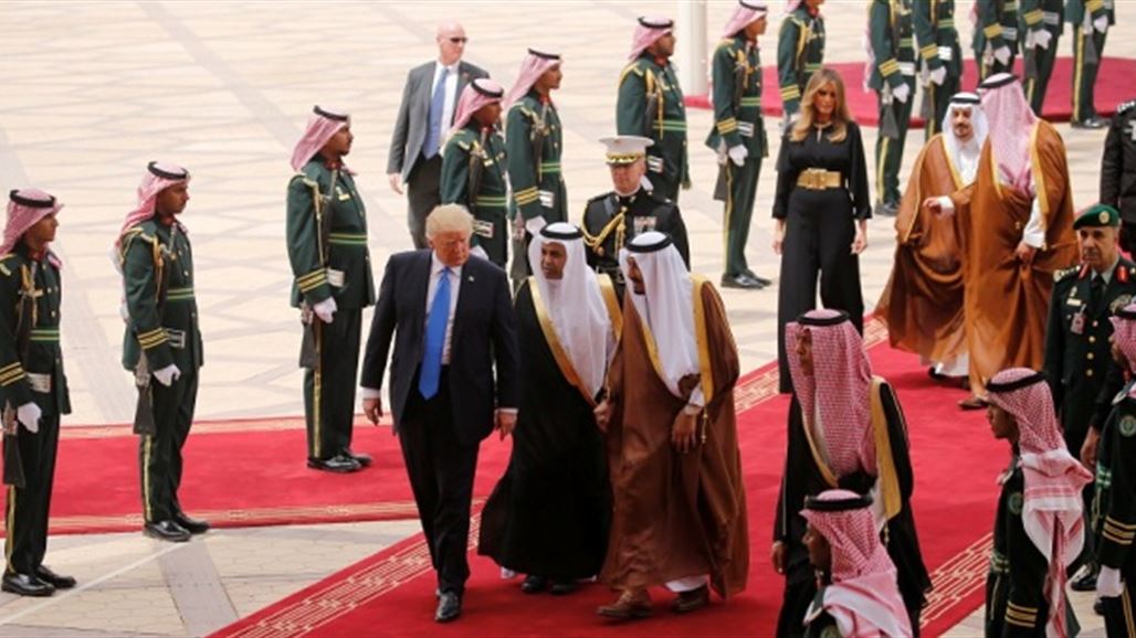 ضيوف قمة السعودية يأكلون في أوانٍ لبنانية