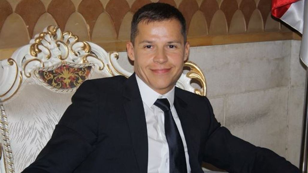 اعتقال السفير الفرنسي السابق ببغداد وهو ينقل مبلغا كبيرا جلبه من العراق