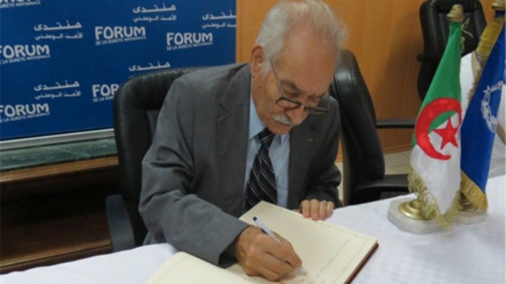 وزير جزائري أسبق يطلق النار على زوجته