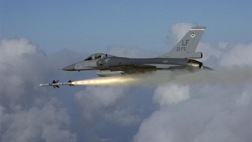 قصف جوي يستهدف "ارهابيين" هاربين من الموصل باتجاه الانبار