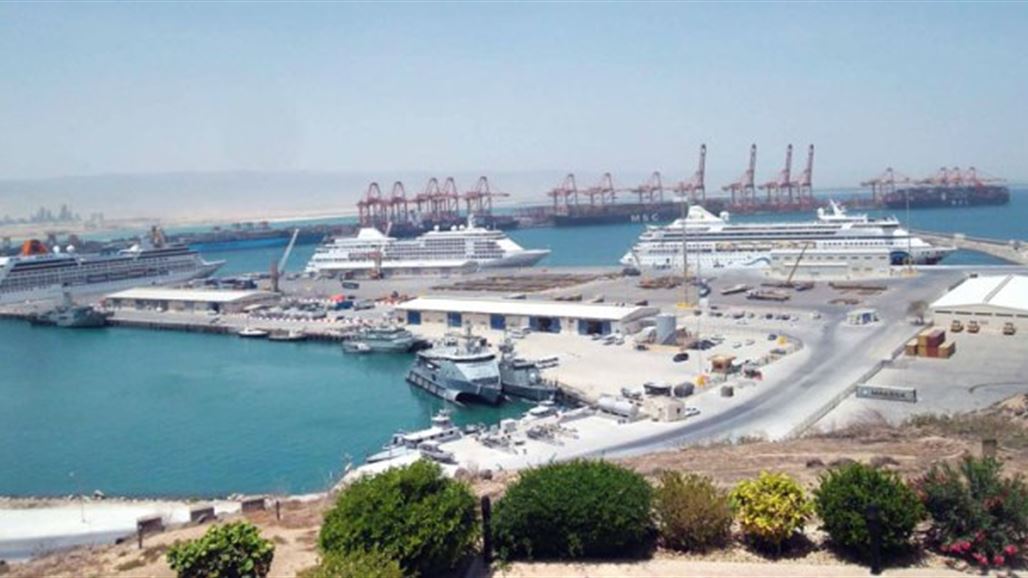 عُمان تمنح قطر خطين ملاحيين جديدين