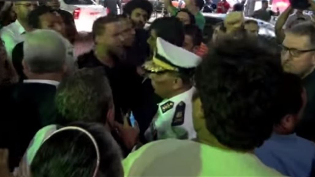 اشتباكات بين الشرطة المصرية ومتظاهرين يحتجون على قرار تسليم جزيرتين للسعودية