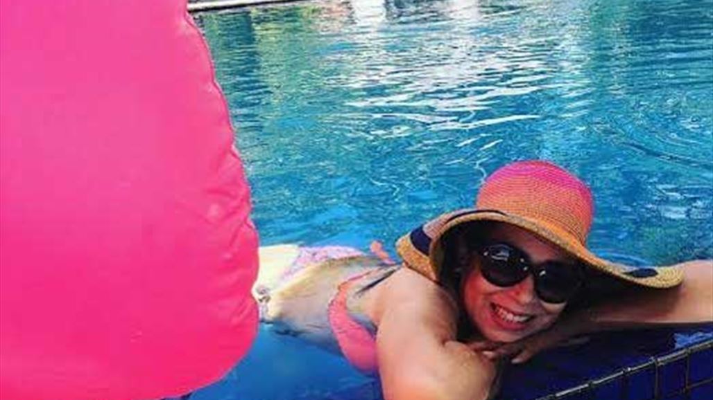 غادة عبد الرازق بملابس البحر خلال إجازة العيد!