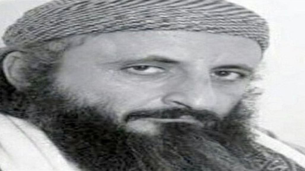 زعيم القاعدة في اليمن يسلم نفسه