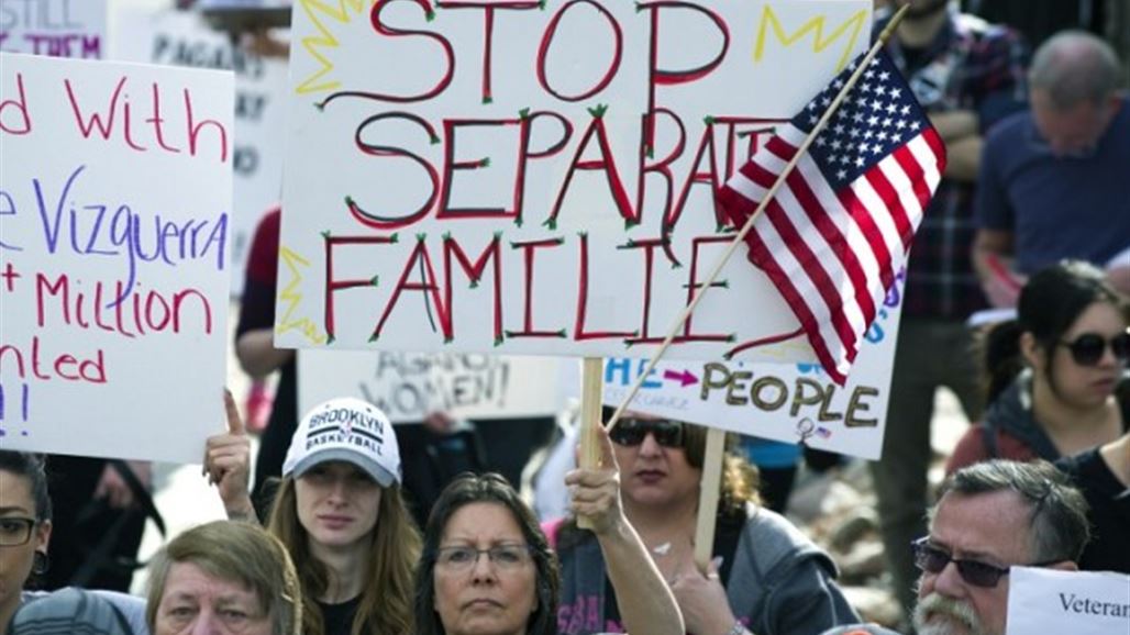 سيارة تدهس عددا من المارة بولاية فيرجينيا