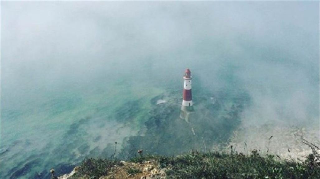 "سحابة كيميائية" مجهولة تصيب 233 شخصا جنوب بريطانيا