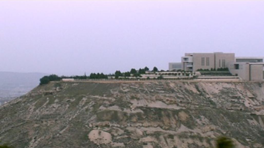 إسرائيل تهدد بقصف قصر الأسد