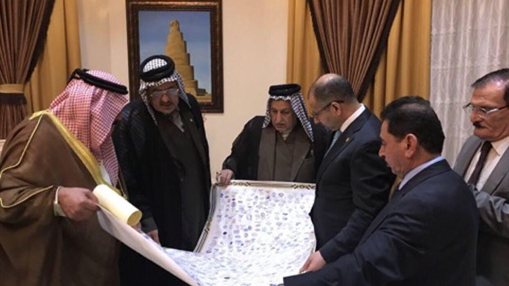 الجبوري يتسلم وثيقة عهد موقعة من عشائر العراق تحرم الدم العراقي