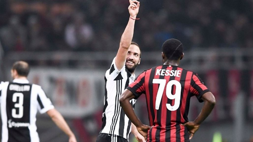 اليوفنتوس يحسم "كلاسيكو إيطاليا" بهدفي هيجواين