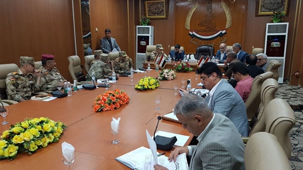 مجلس البصرة يحذر من تلوث كبير في حال انهيار ساتر ترابي يحتجز مياه شديدة الملوحة