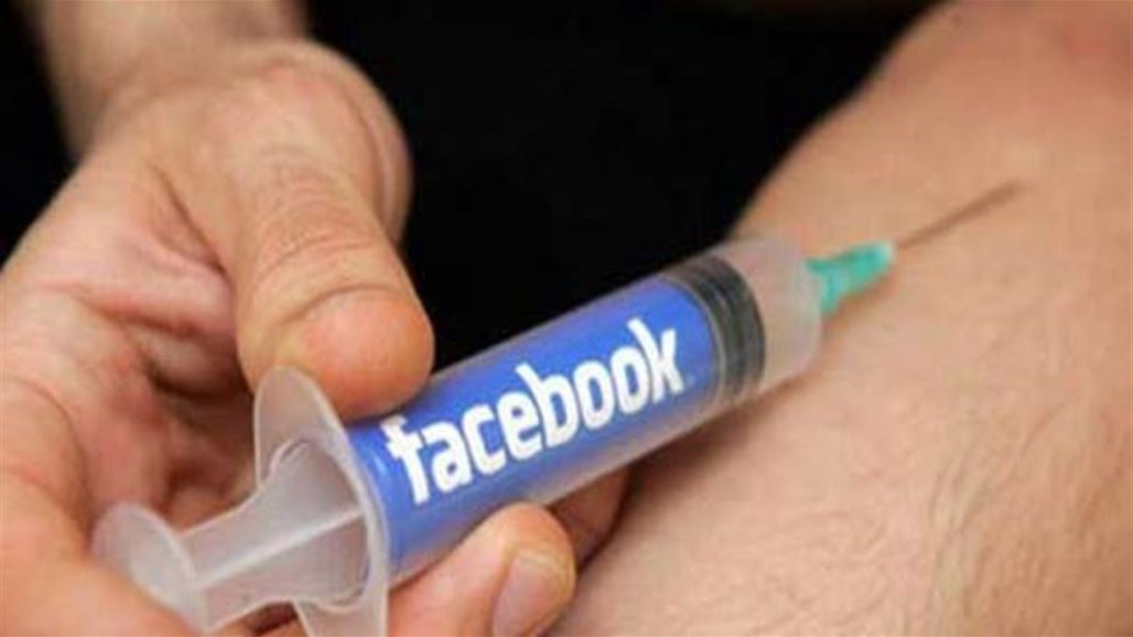 المدير السابق لـ"فيسبوك" يفتح النار على الموقع ويصفه بـ"المستغل"