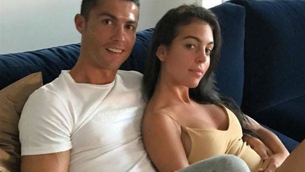 بالصّورة: بعد 4 أشهر من ولادة توأميه رونالدو يرزق بطفله الرابع