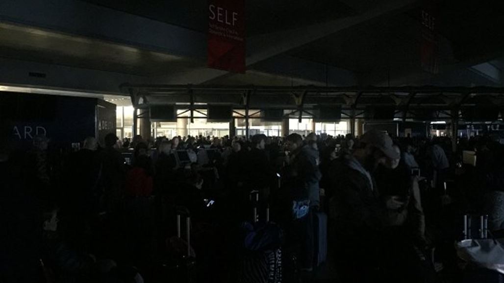 تقطع السبل بالمسافرين في أكثر مطارات العالم ازدحاما