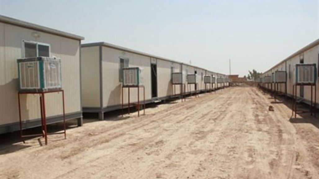 توزيع 100 كرفان على العوائل أصحاب المنازل المدمرة في الرمادي