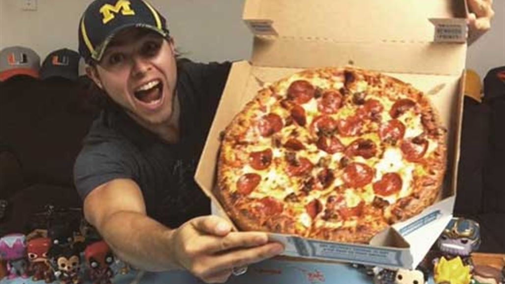 خسر وزنه بعد أن تناول شطائر البيتزا يومياً لمدة عام!