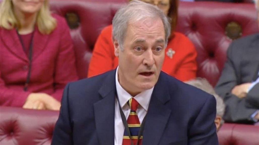 بالفيديو: تأخر الوزير لعدة دقائق... فشعر بالعار وقدّم استقالته!