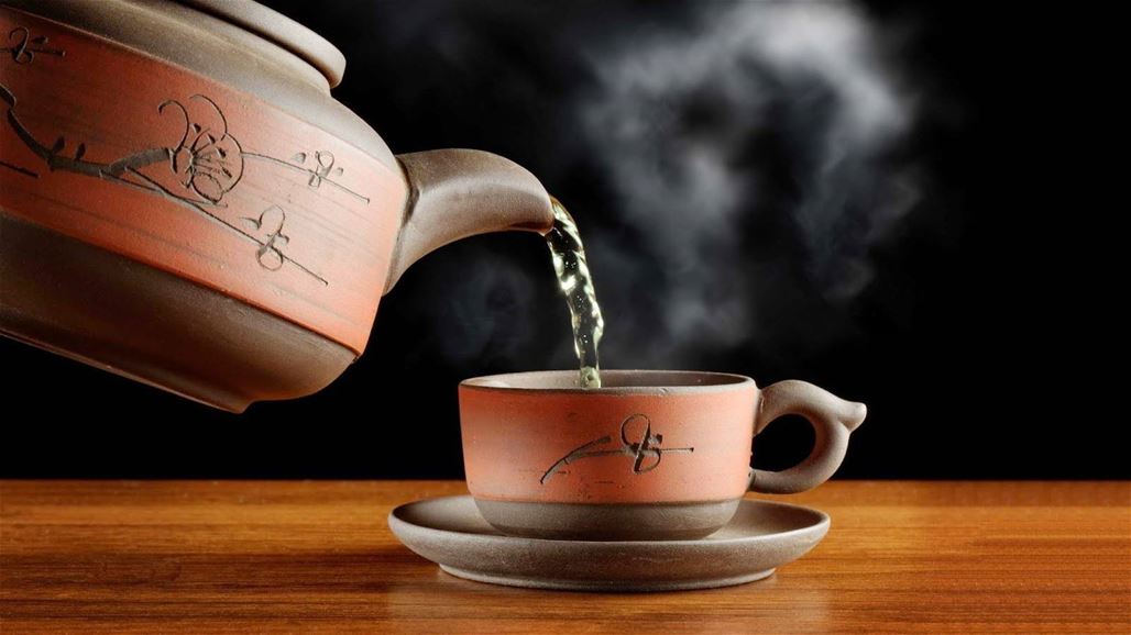 تحذير صادم: الشاي الساخن يهدّد صحتكم!