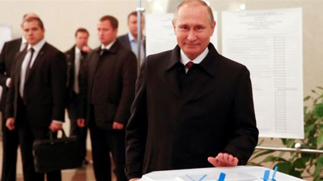 الغارديان: الانتخابات في روسيا صورية وزائفة