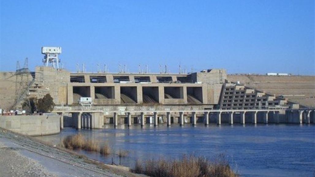 وزير الموارد المائية يوجه بزيادة ملاكات سد حديثة وكري نهر الفرات