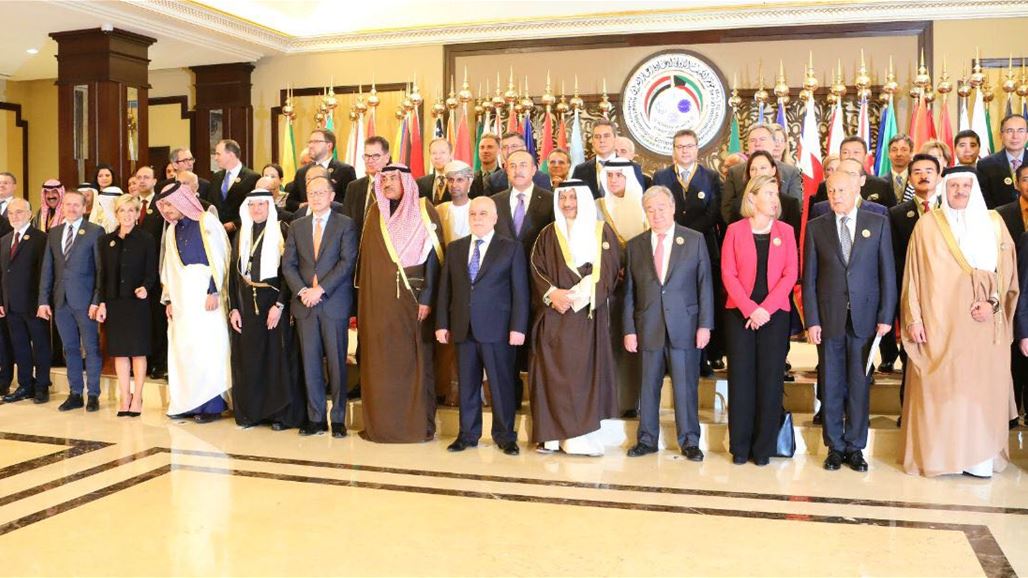 العبادي مطمئنا المستثمرين في مؤتمر الكويت: لن نتوقف عن محاربة الفساد