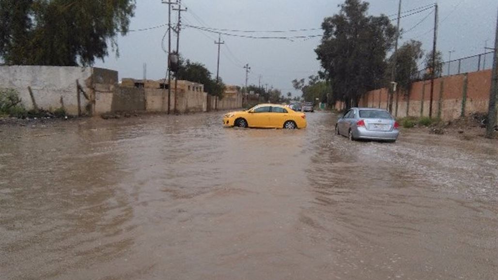 بالصورة.. رجل المطر في ديالى