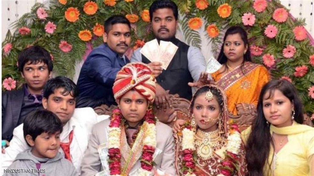 انتحلت "صفة رجل" وتزوجت امرأتين