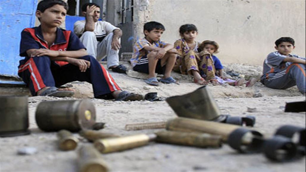 بالصور.. حال طفل ايزيدي اختطفه "داعش" لثلاث سنوات وعثر عليه تحت الانقاض