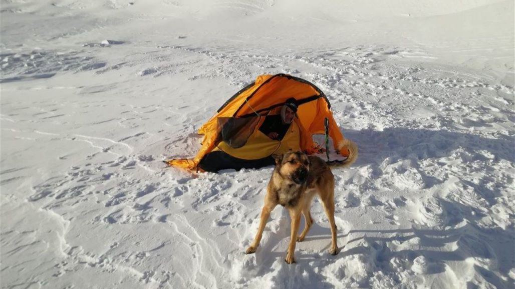 بالفيديو والصّور: غمرته الثلوج 3 أيام... لن تتخيلوا من أنقذه!