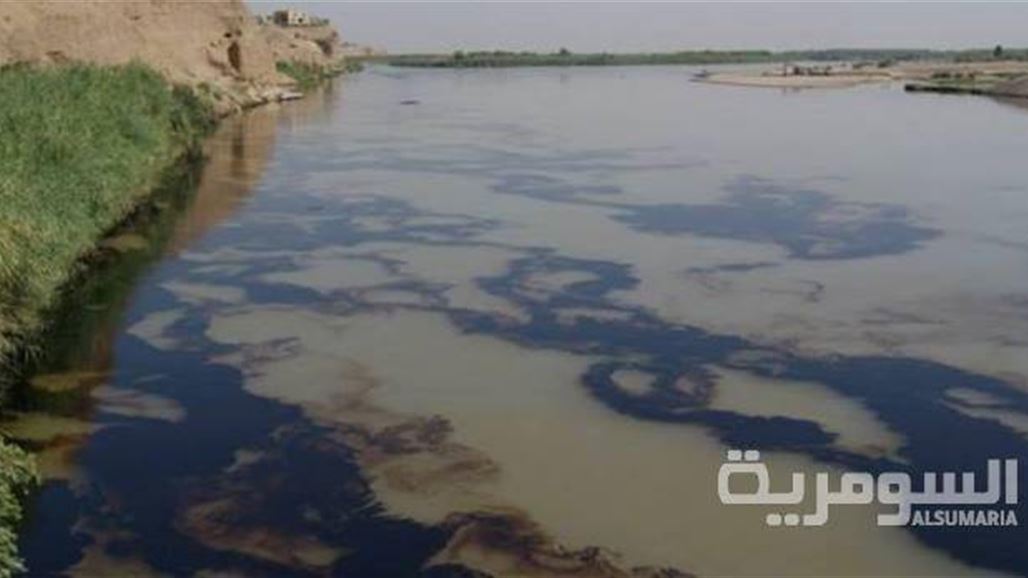 مصدر: إيقاف مشاريع المياه في بيجي لوجود بقعة زيتية بنهر دجلة