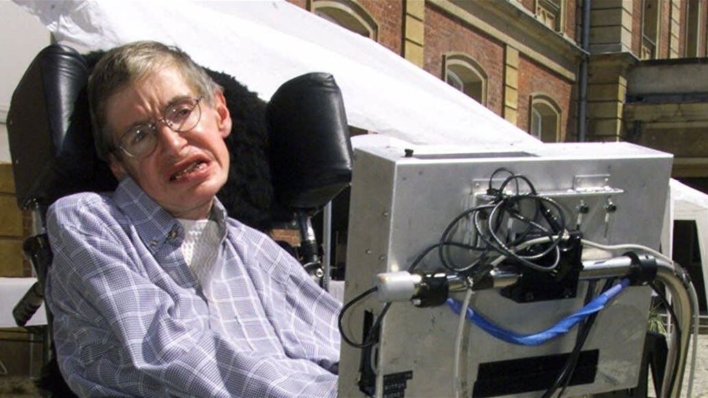 وفاة عالم الفيزياء الشهير ستيفن هوكينغ عن عمر يناهز 76 عاما