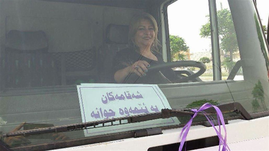 بالصور.. إمرأة كردية دربت أكثر من 1500 رجل لقيادة شاحنات النقل