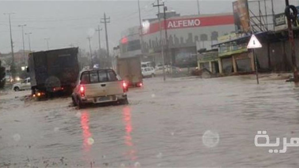 قطع طريق اربيل شقلاوة بسبب سيول الامطار وإنهيار كتل جبلية