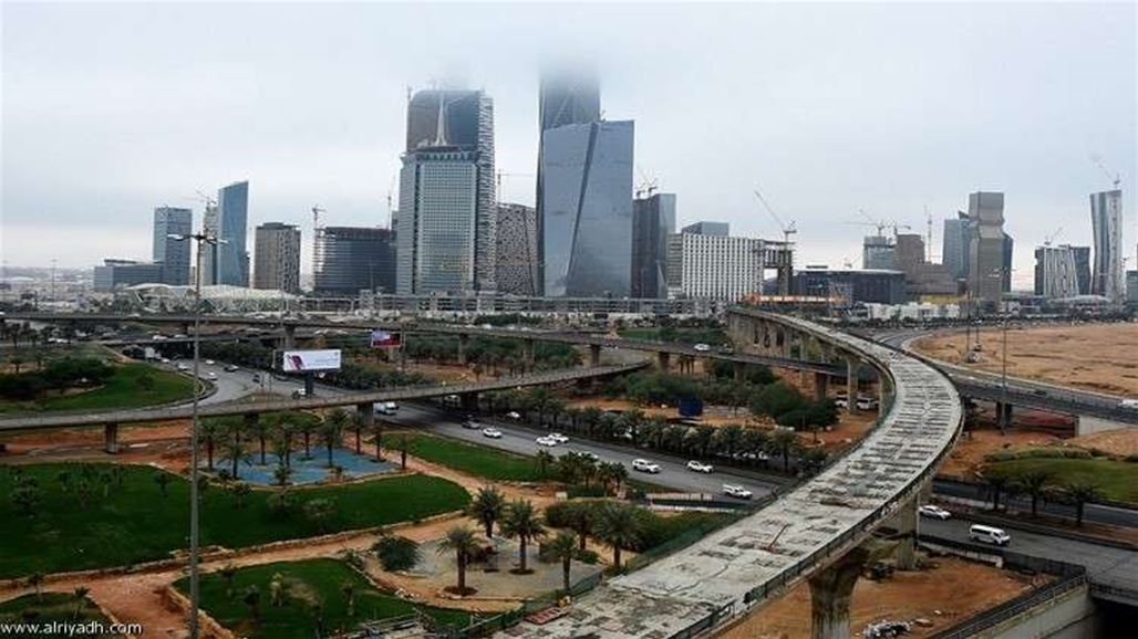 الاعلام السعودي: اعتراض صاروخين بالستيين في سماء الرياض