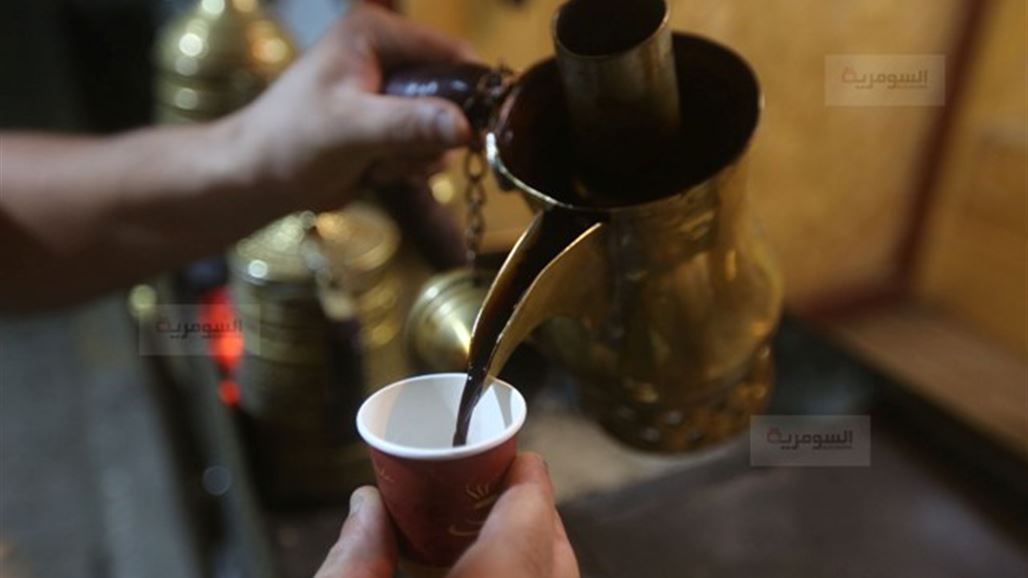 بالصور.. سيارات بغدادية ذات جمال براق لجذب عشاق القهوة