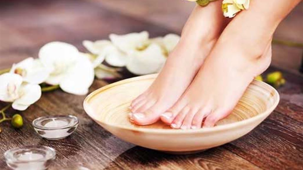 3 طرق لتبييض القدمين وتليين الجلد
