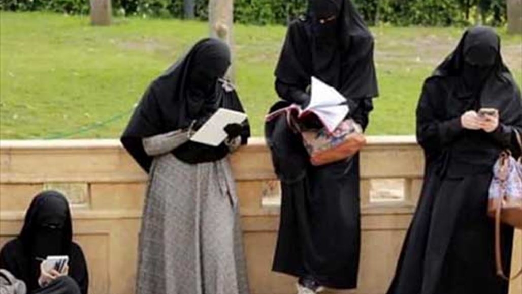 النقاب ممنوع في الدنمارك وإلاّ!