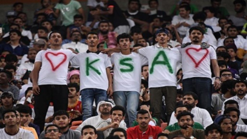 داعية سعودي يفتي بجواز إفطار الجماهير المرافقة للمنتخبات في كأس العالم