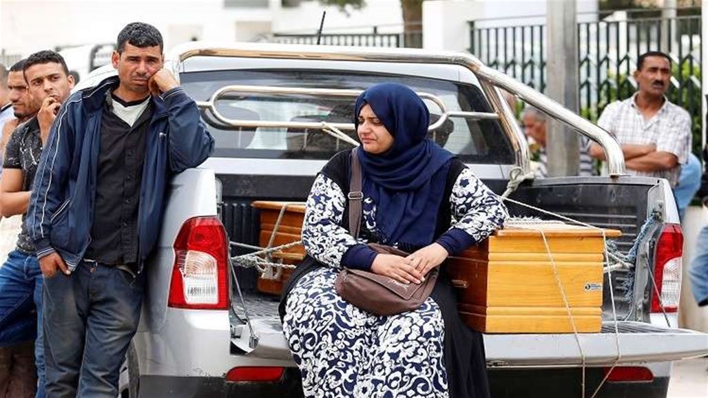 إقالة 10 مسؤولين تونسيين على خلفية غرق مركب مهاجرين