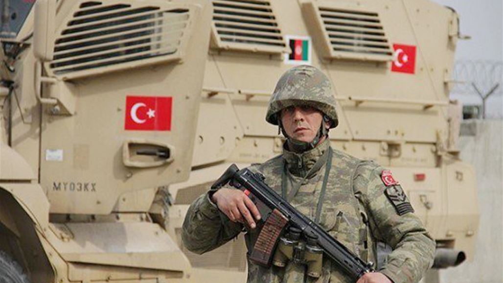 تركيا تقيم خنادق على حدود قرية باقليم كردستان