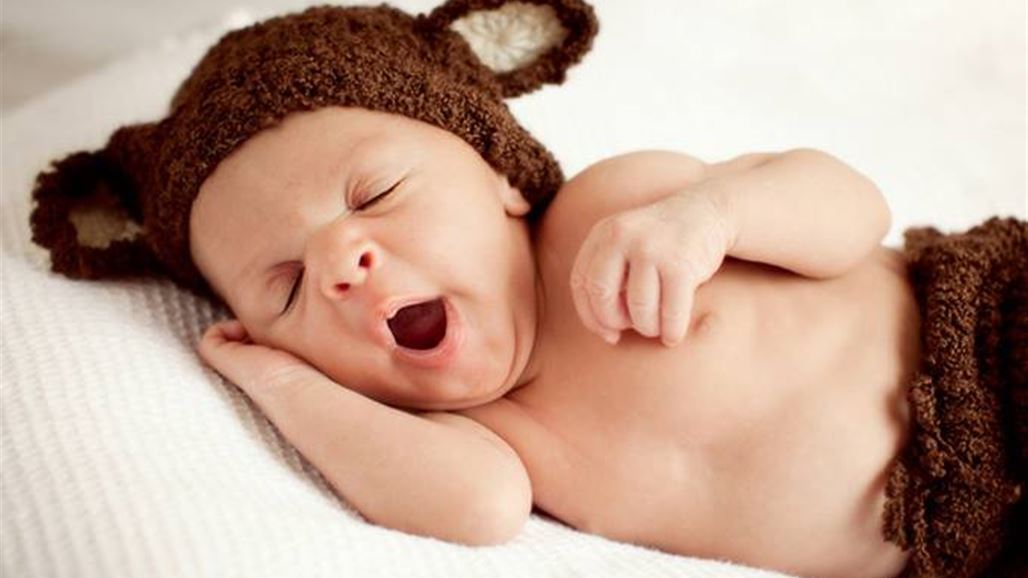 طفلك يعجز عن النوم المتواصل؟ فأنت السبب!