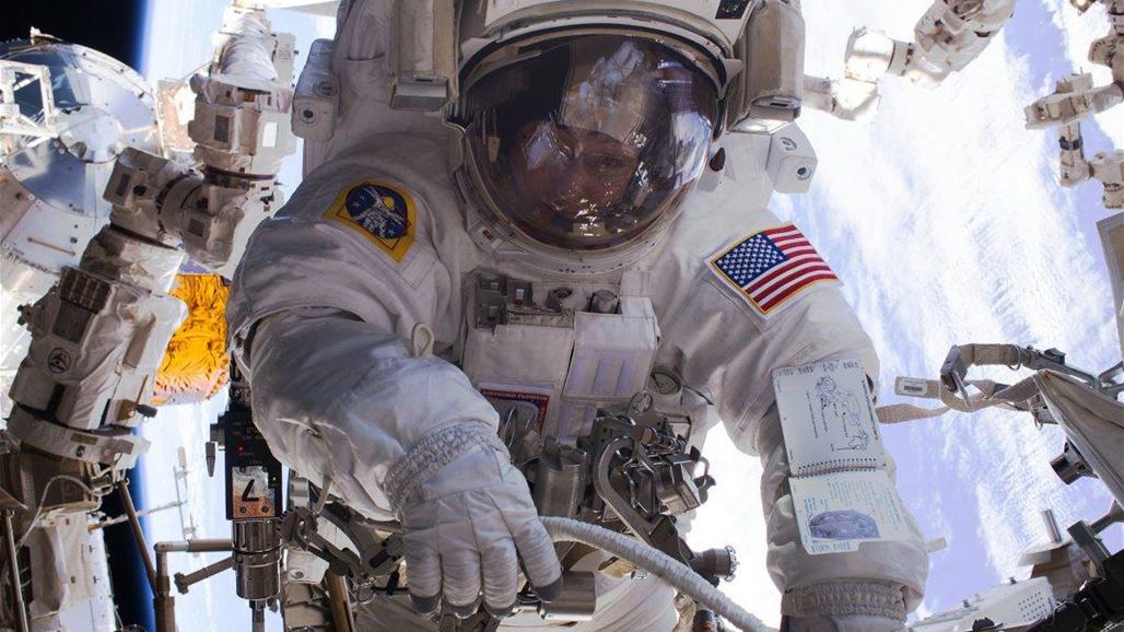 رائدة الفضاء صاحبة الرقم القياسي، بيغي ويتسون، تتقاعد في سن الـ 58