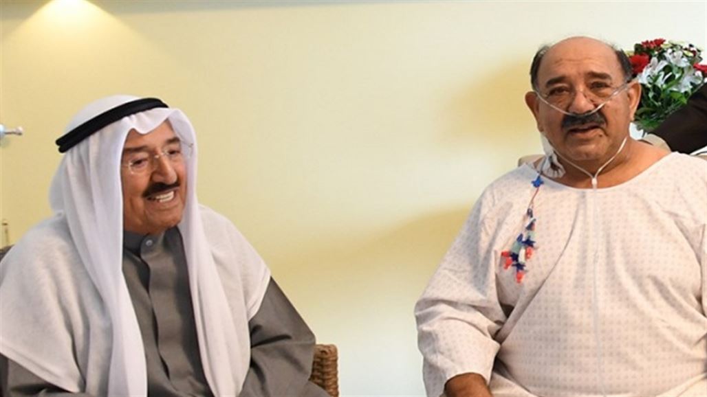 أمير الكويت يطمئن على صحة نجله "وزير الدفاع" في ألمانيا